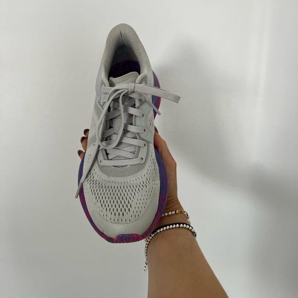 Lululemon Blissfeel Running Shoe - Picture 3 of 5
